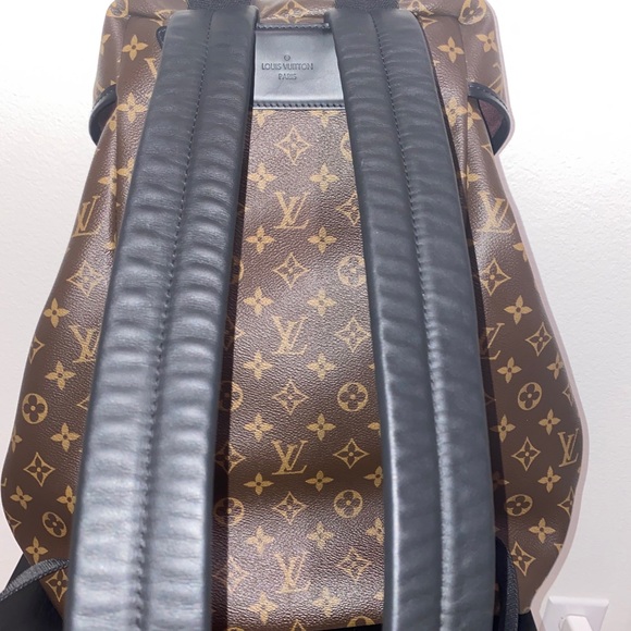 Louis Vuitton Men’s Backpack “zack” - Picture 3 of 12